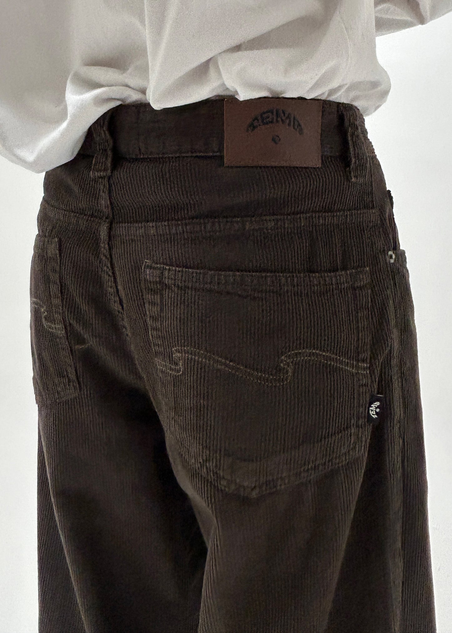 Walnut Big Day Cord Jean