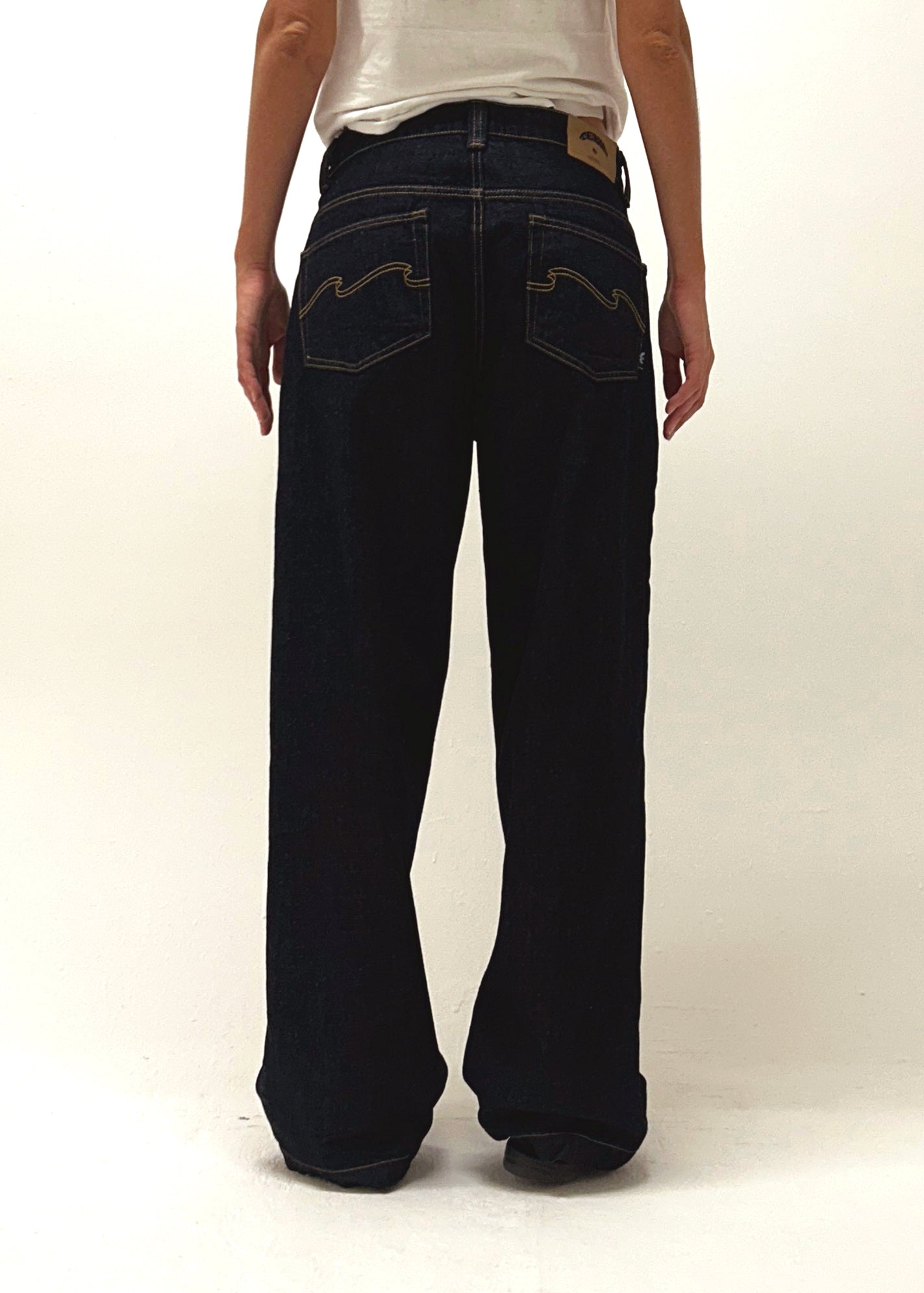 Raw Rinse Twin Fin Jean