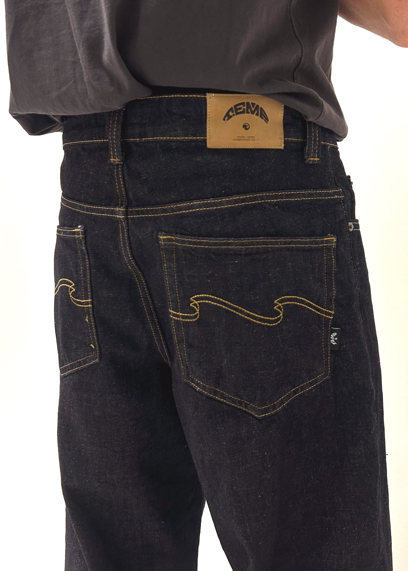 Raw Rinse Twin Fin Jean